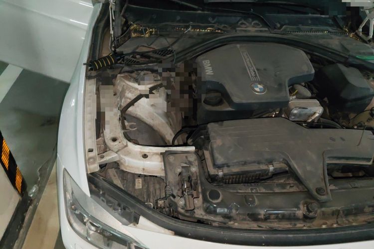 Used BMW 3 Series 2014 320Li Fashion Model Engine Bay Right