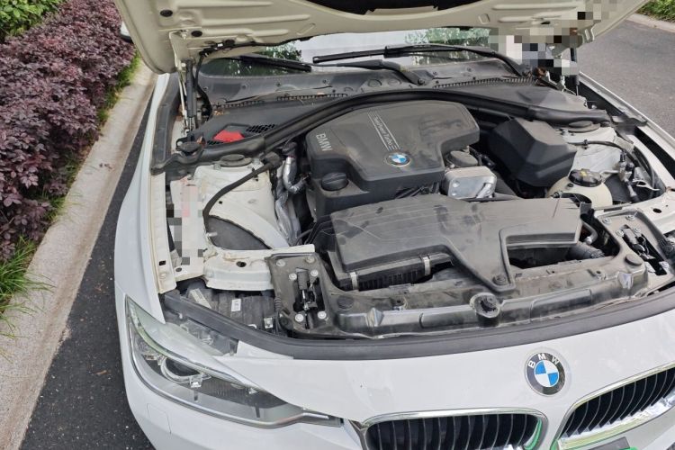 Used BMW 3 Series 2014 320i Active Edition Engine Bay Right
