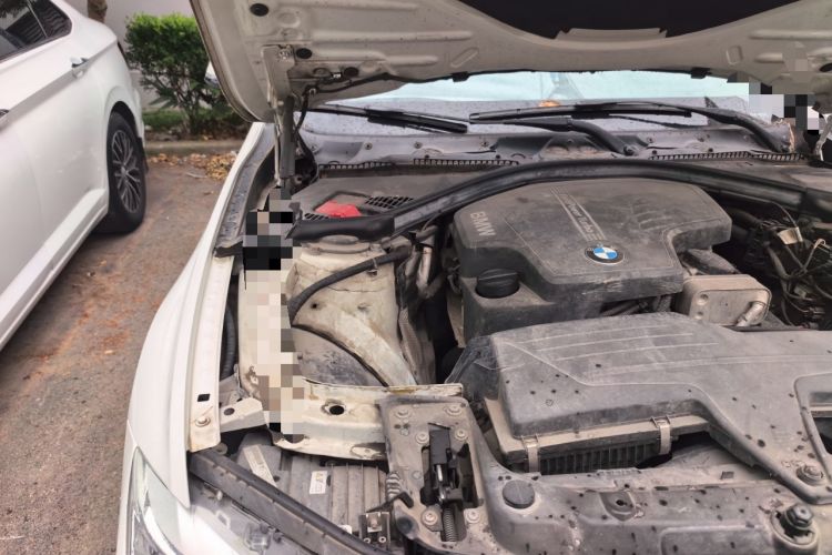Used BMW 3 Series 2014 328i Sport Design Package Engine Bay Right
