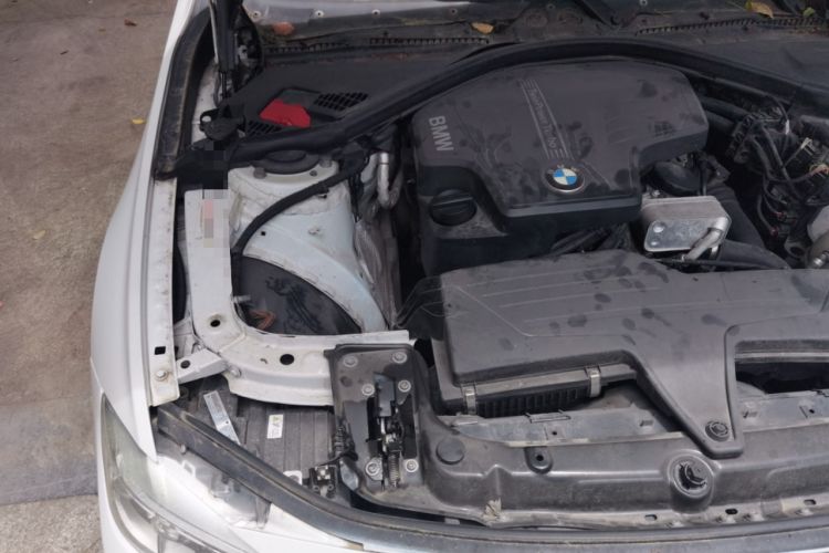 Used BMW 3 Series 2014 328Li Fashion Model Engine Bay Right