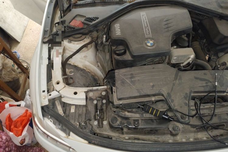 Used BMW 3 Series 2014 320Li Fashion Model Engine Bay Right