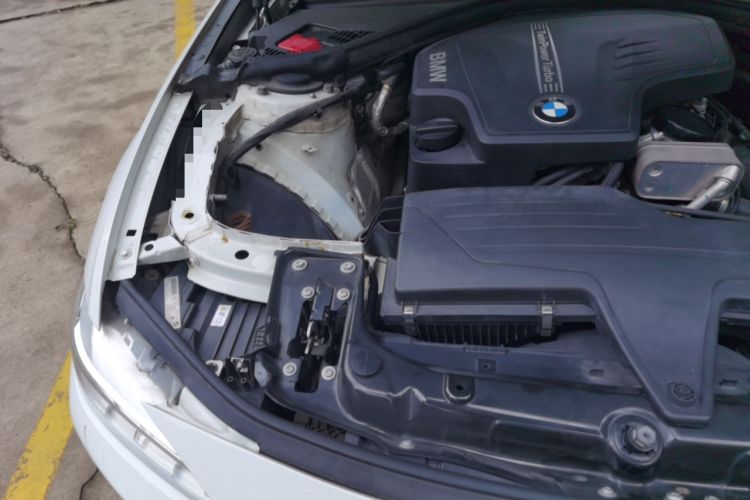 Used BMW 3 Series 2014 320Li Fashion Model Engine Bay Right