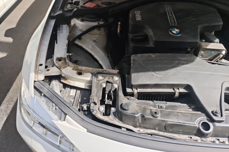 Used BMW 3 Series 2014 328Li Fashion Model Engine Bay Right