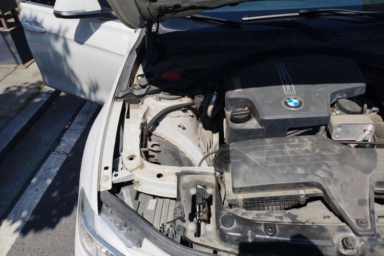 Used BMW 3 Series 2014 320Li Luxury Design Package Engine Bay Right
