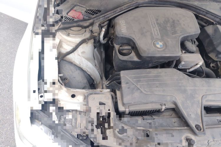 Used BMW 3 Series 2014 320Li Fashion Model Engine Bay Right