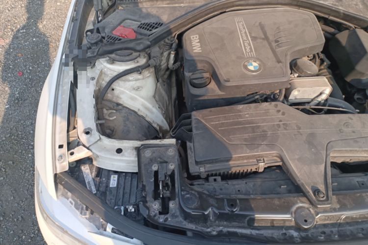Used BMW 3 Series 2014 320Li Fashion Model Engine Bay Right