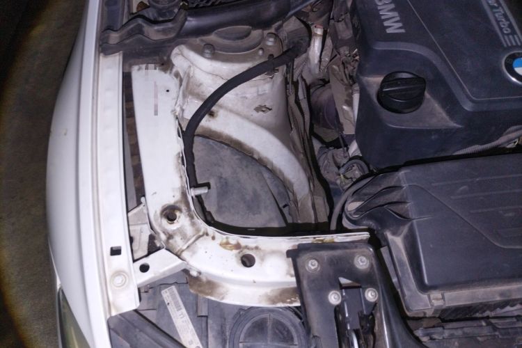 Used BMW 3 Series 2014 320i Active Edition Engine Bay Right
