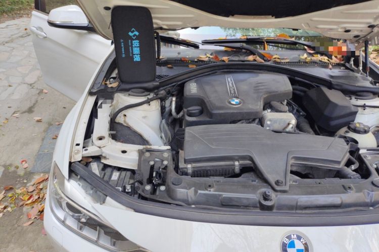 Used BMW 3 Series 2014 320Li Fashion Design Package Engine Bay Right