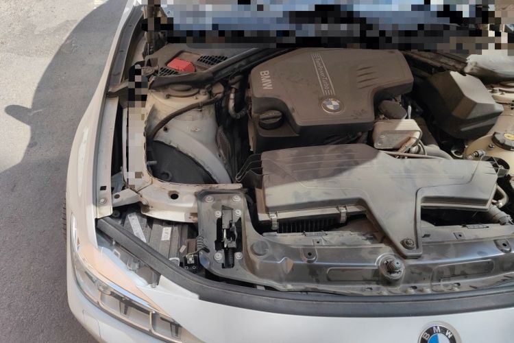 Used BMW 3 Series 2014 320Li Fashion Model Engine Bay Right