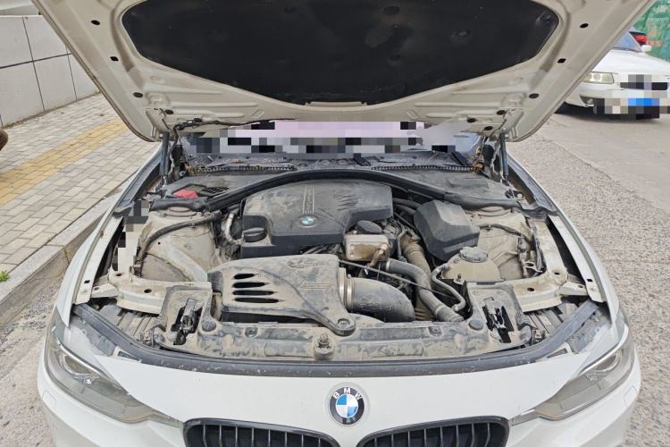 Used BMW 3 Series 2014 328i Sport Design Package Engine Bay