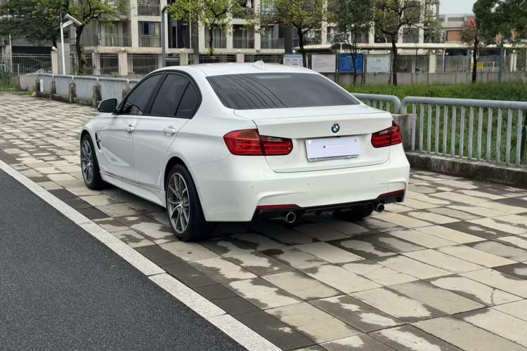 Used BMW 3 Series 2014 320i Sport Edition Exterior 1
