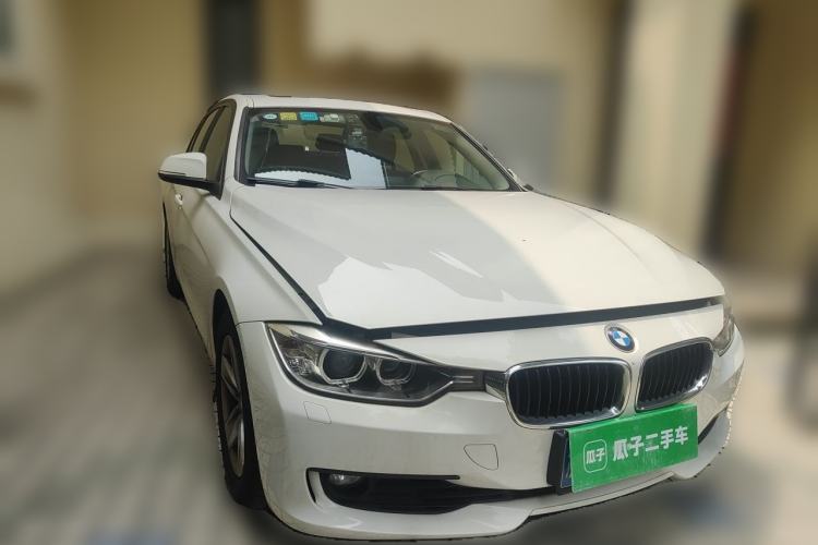 Used BMW 3 Series 2014 320i Sport Edition Exterior 2