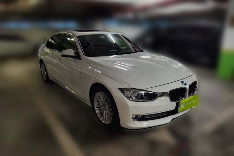Used BMW 3 Series 2014 320Li Luxury Design Package Exterior 2