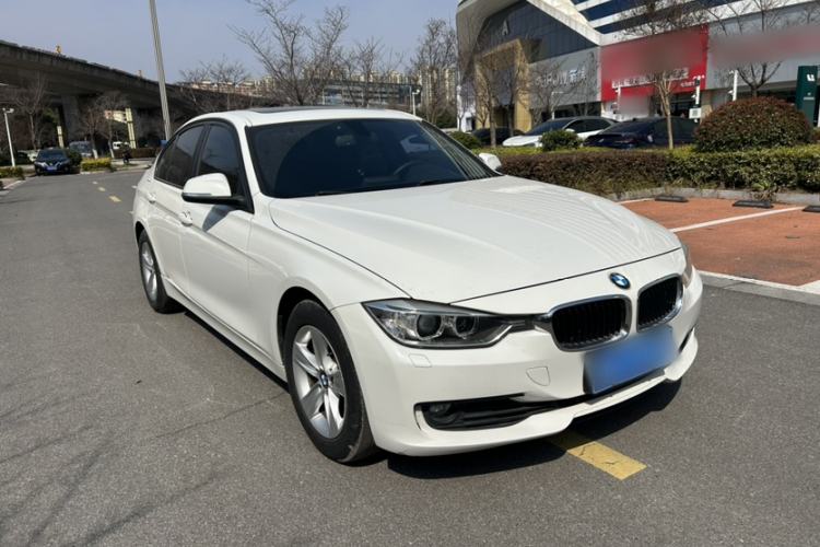 Used BMW 3 Series 2014 320i Sport Edition Exterior 2