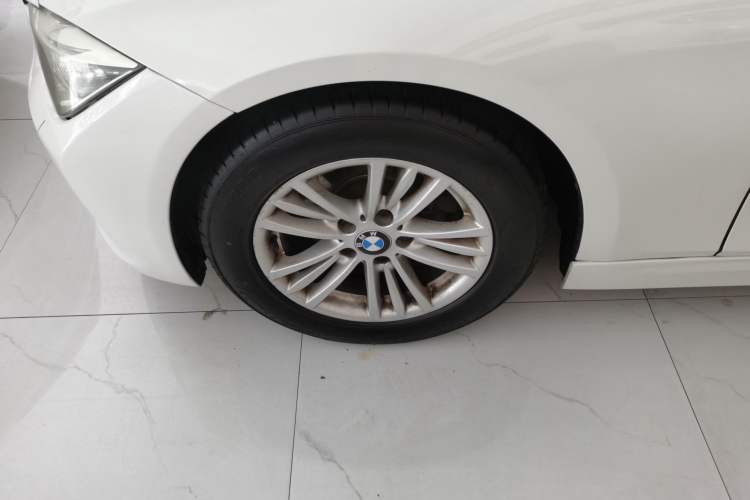 Used BMW 3 Series 2014 320Li Fashion Model Exterior 3
