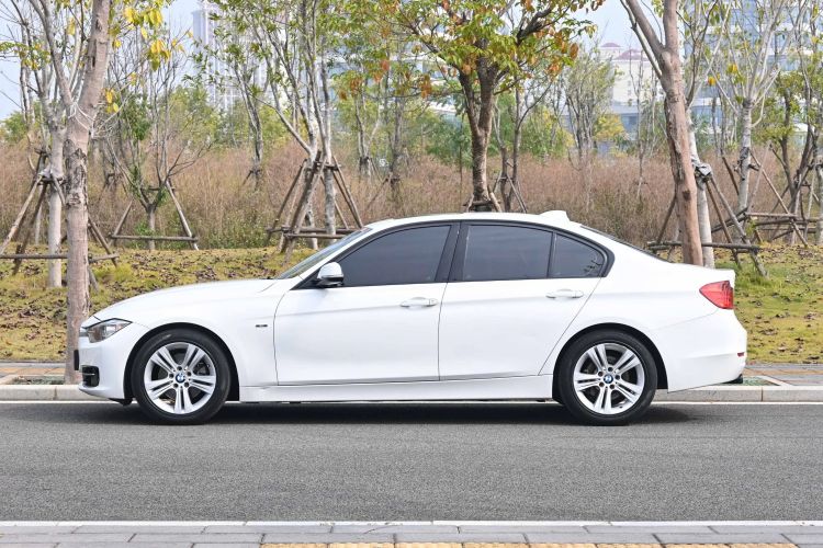 Used BMW 3 Series 2014 328i Sport Design Package Exterior 3