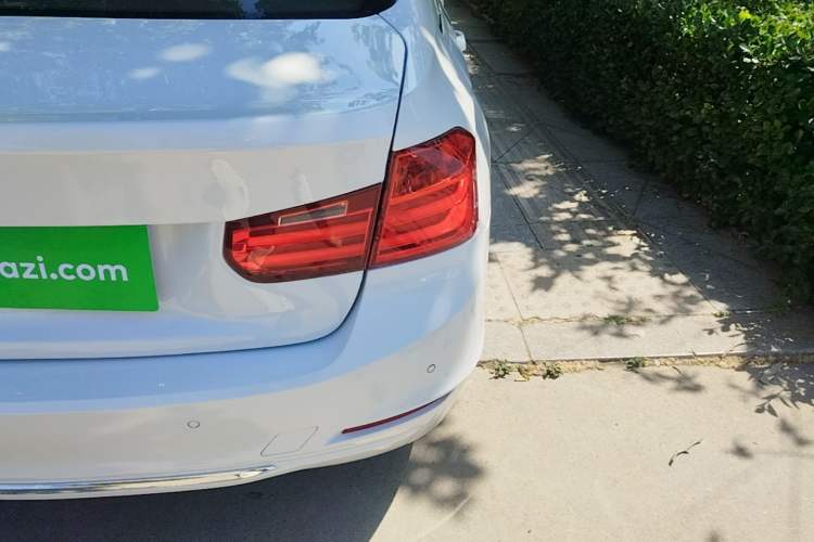 Used BMW 3 Series 2014 320Li Fashion Model Exterior 3
