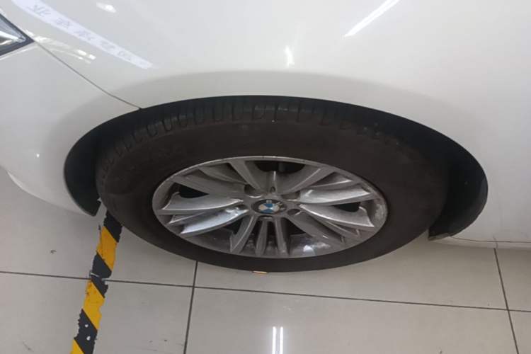 Used BMW 3 Series 2014 320Li Fashion Model Exterior 4