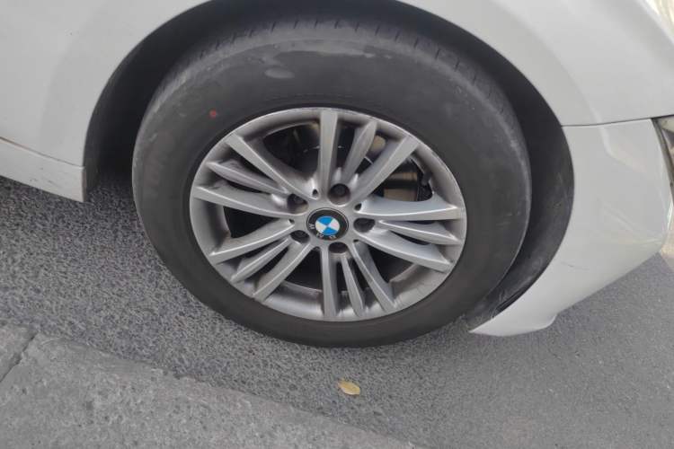 Used BMW 3 Series 2014 320Li Fashion Model Exterior 4