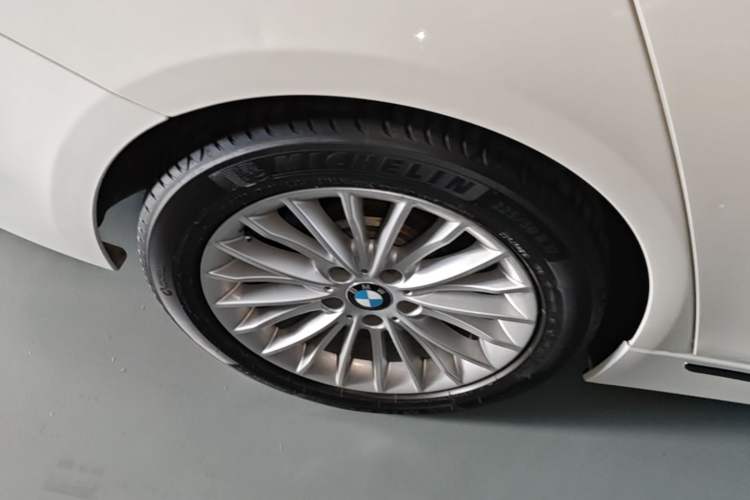 Used BMW 3 Series 2014 328Li Luxury Design Package Exterior 5
