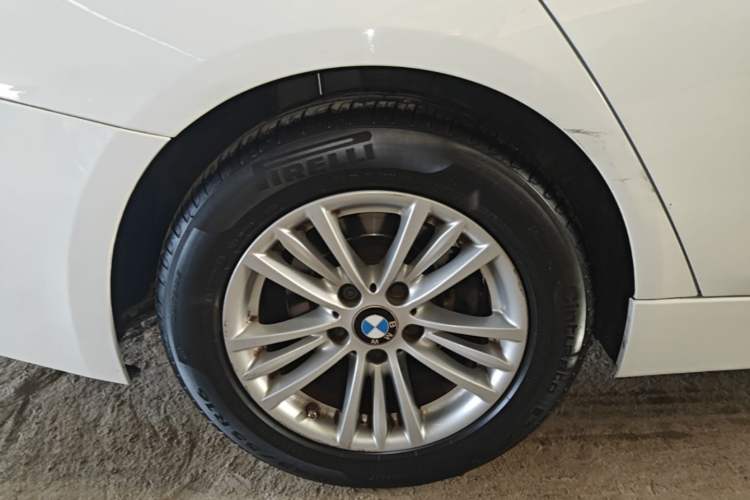 Used BMW 3 Series 2014 320Li Fashion Model Exterior 5