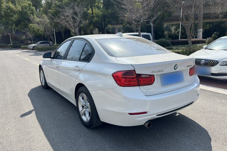 Used BMW 3 Series 2014 320i Sport Edition Exterior 5