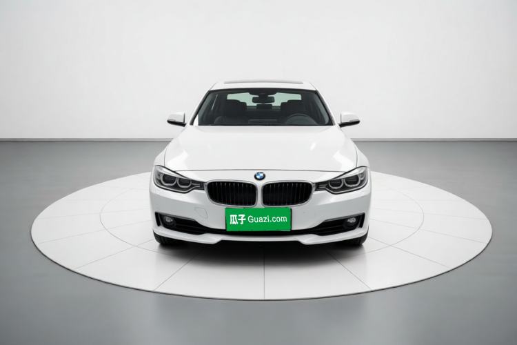Used BMW 3 Series 2014 320i Sport Edition Front