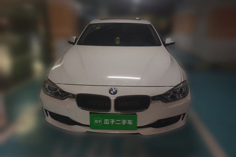 Used BMW 3 Series 2014 320i Sport Edition Front