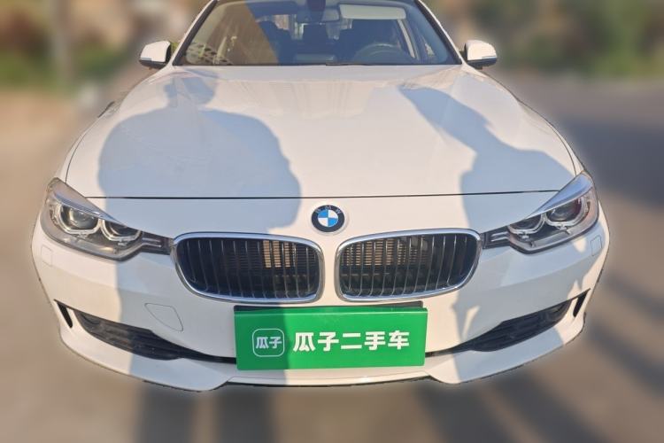 Used BMW 3 Series 2014 320i Sport Edition Front