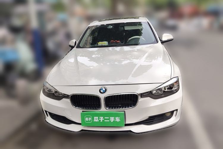 Used BMW 3 Series 2014 320i Sport Edition Front