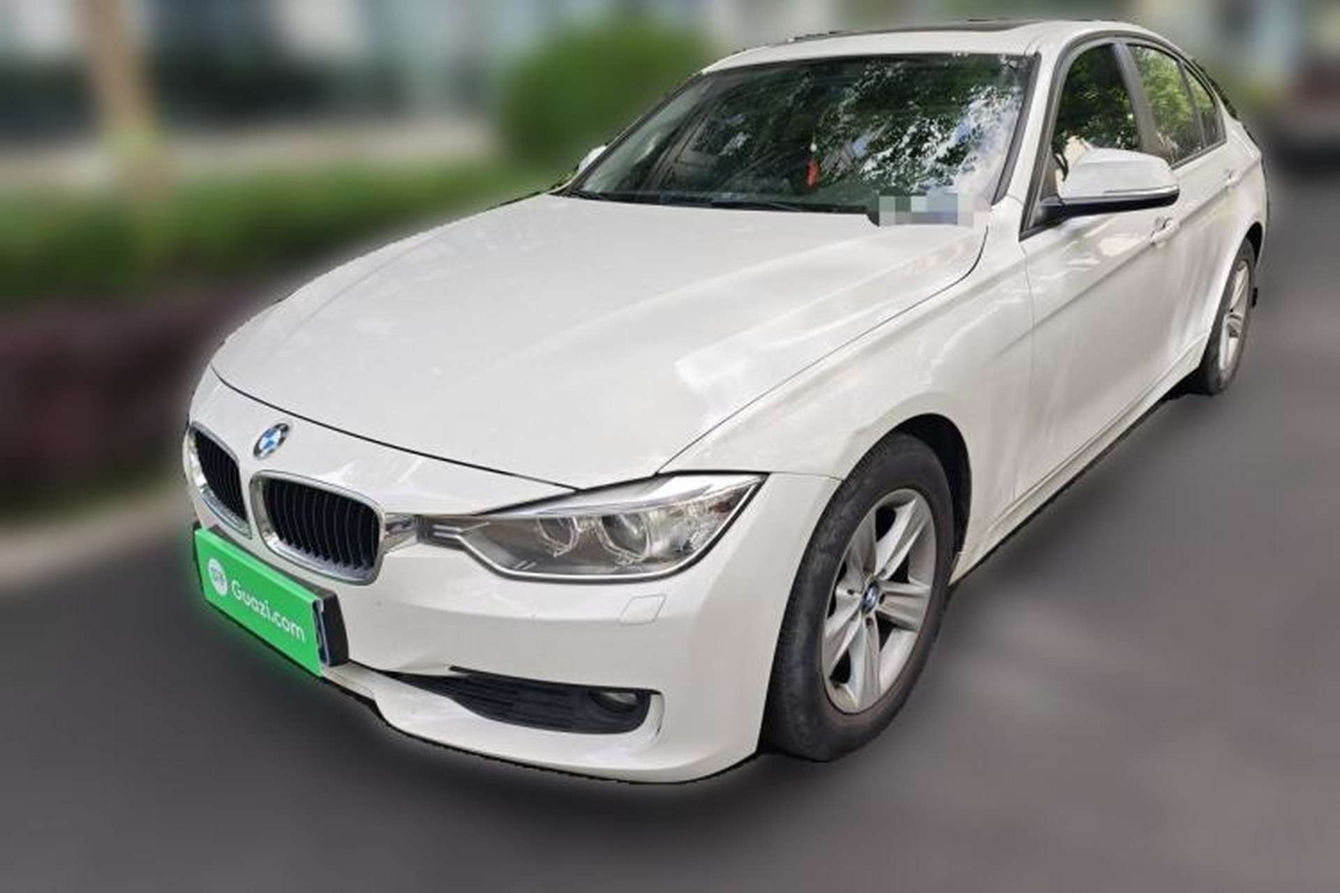 Used BMW 3 Series 2014 320i Active Edition Front Left 45 Deg