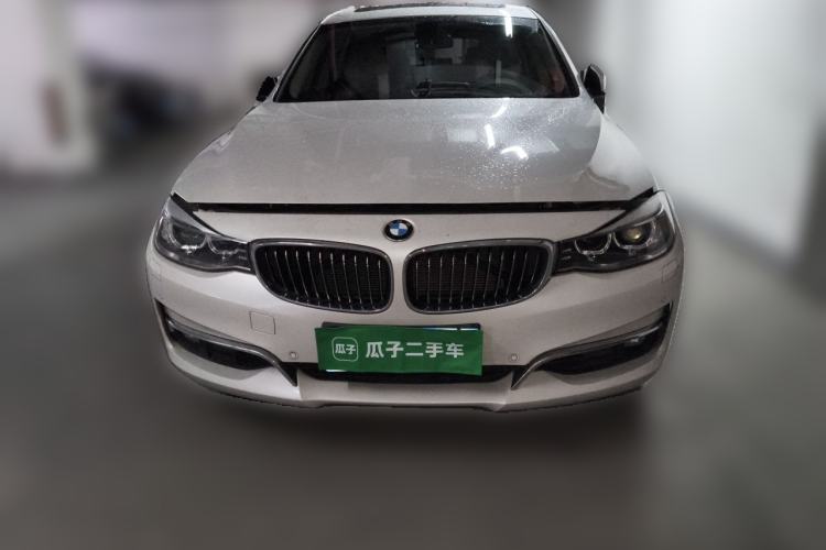 Used BMW 3 Series 2014 320i Sport Edition Front