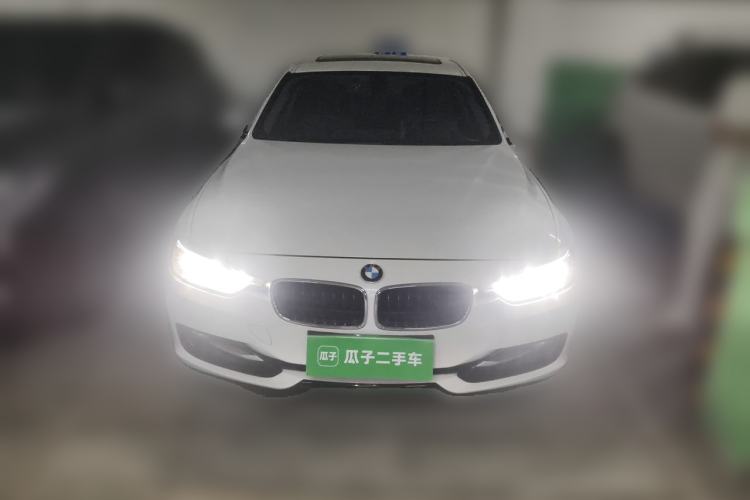 Used BMW 3 Series 2014 320i Sport Design Package Front