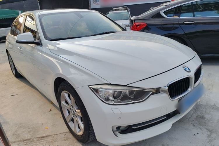 Used BMW 3 Series 2014 328Li Fashion Model Front Right 45 Deg