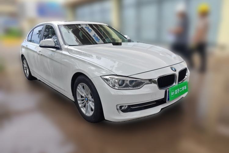 Used BMW 3 Series 2014 320Li Fashion Model Front Right 45 Deg