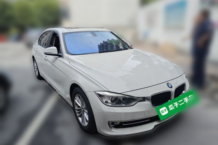 Used BMW 3 Series 2014 320Li Fashion Model Front Right 45 Deg