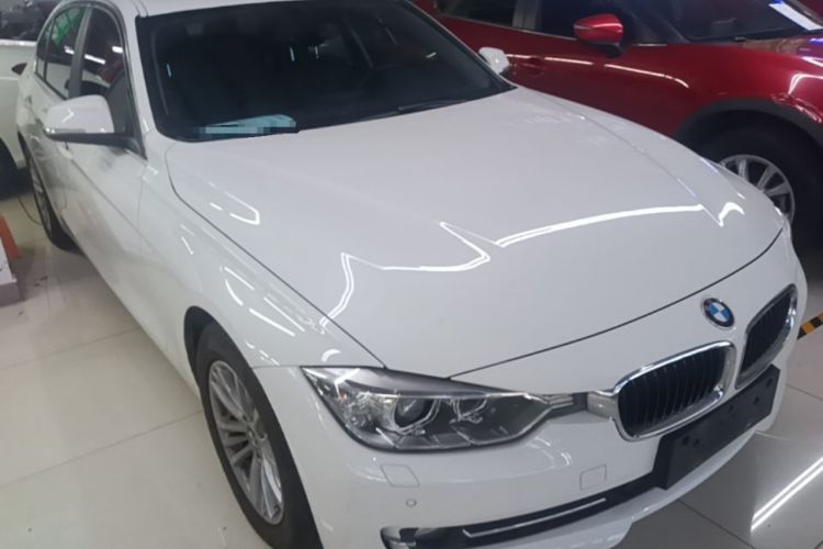 Used BMW 3 Series 2014 320Li Fashion Model Front Right 45 Deg