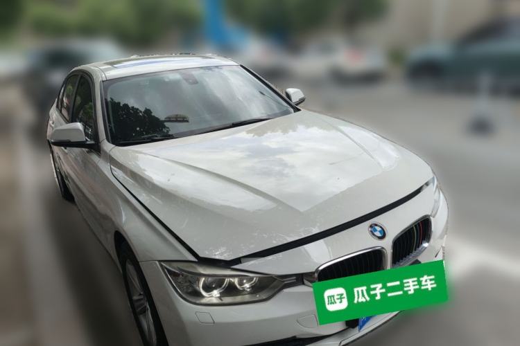 Used BMW 3 Series 2014 320i Sport Edition Front Right 45 Deg