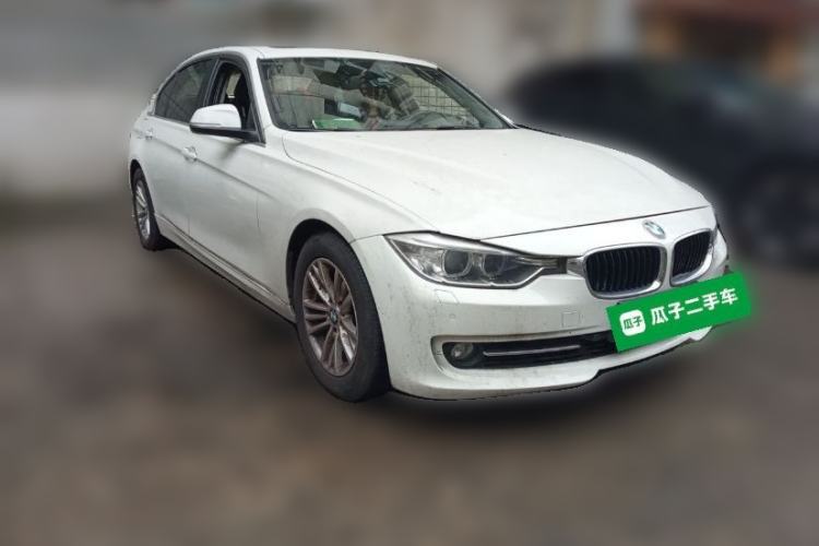 Used BMW 3 Series 2014 320Li Fashion Model Front Right 45 Deg