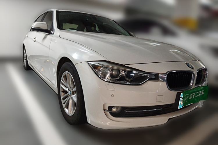 Used BMW 3 Series 2014 320Li Fashion Model Front Right 45 Deg
