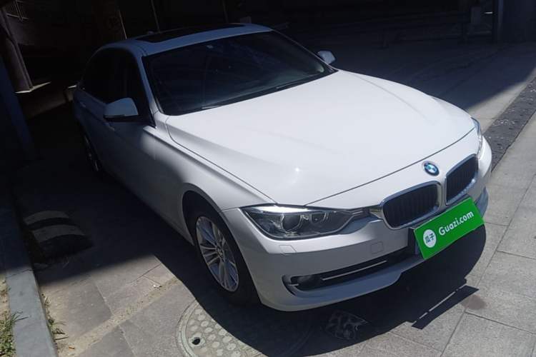 Used BMW 3 Series 2014 320Li Fashion Model Front Right 45 Deg