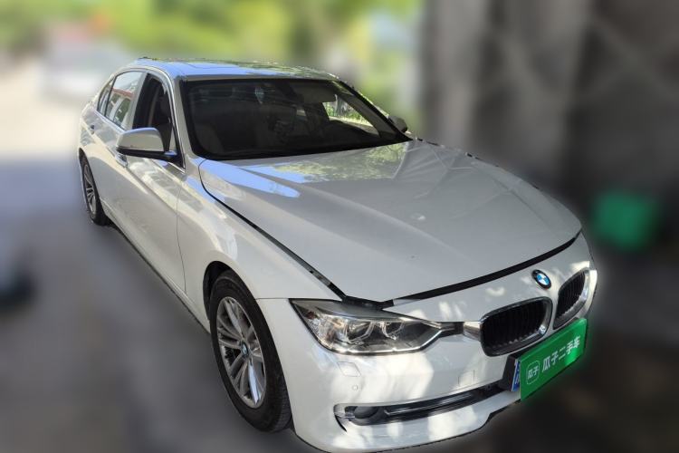 Used BMW 3 Series 2014 320Li Fashion Model Front Right 45 Deg