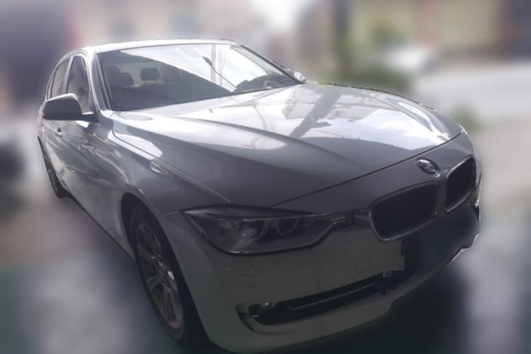 Used BMW 3 Series 2014 328Li Fashion Model Front Right 45 Deg