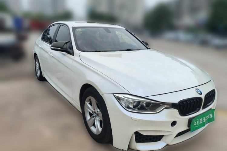 Used BMW 3 Series 2014 320i Sport Edition Front Right 45 Deg