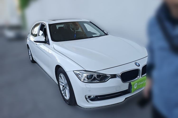 Used BMW 3 Series 2014 320Li Fashion Model Front Right 45 Deg