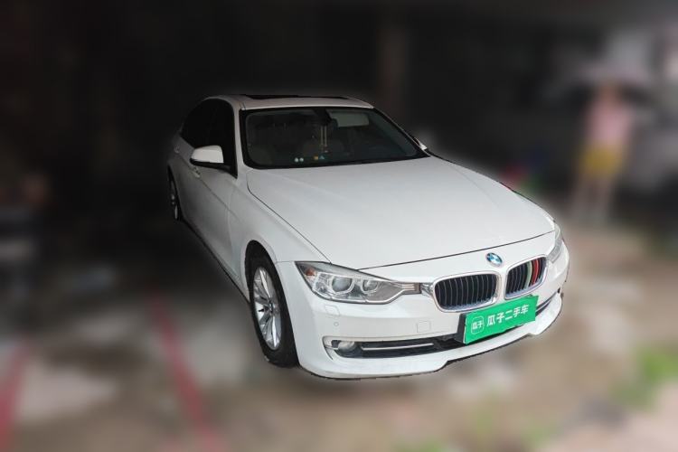 Used BMW 3 Series 2014 320Li Fashion Model Front Right 45 Deg