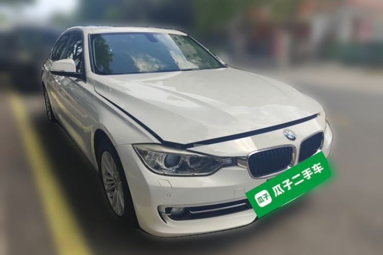 Used BMW 3 Series 2014 320Li Fashion Model Front Right 45 Deg