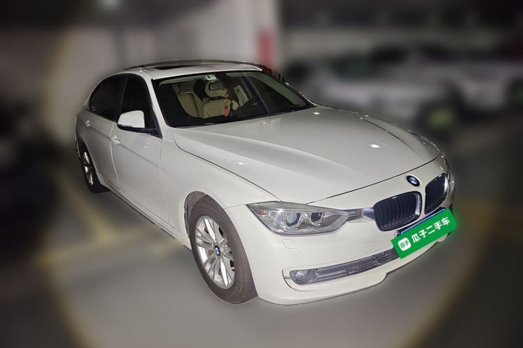 Used BMW 3 Series 2014 320Li Fashion Model Front Right 45 Deg