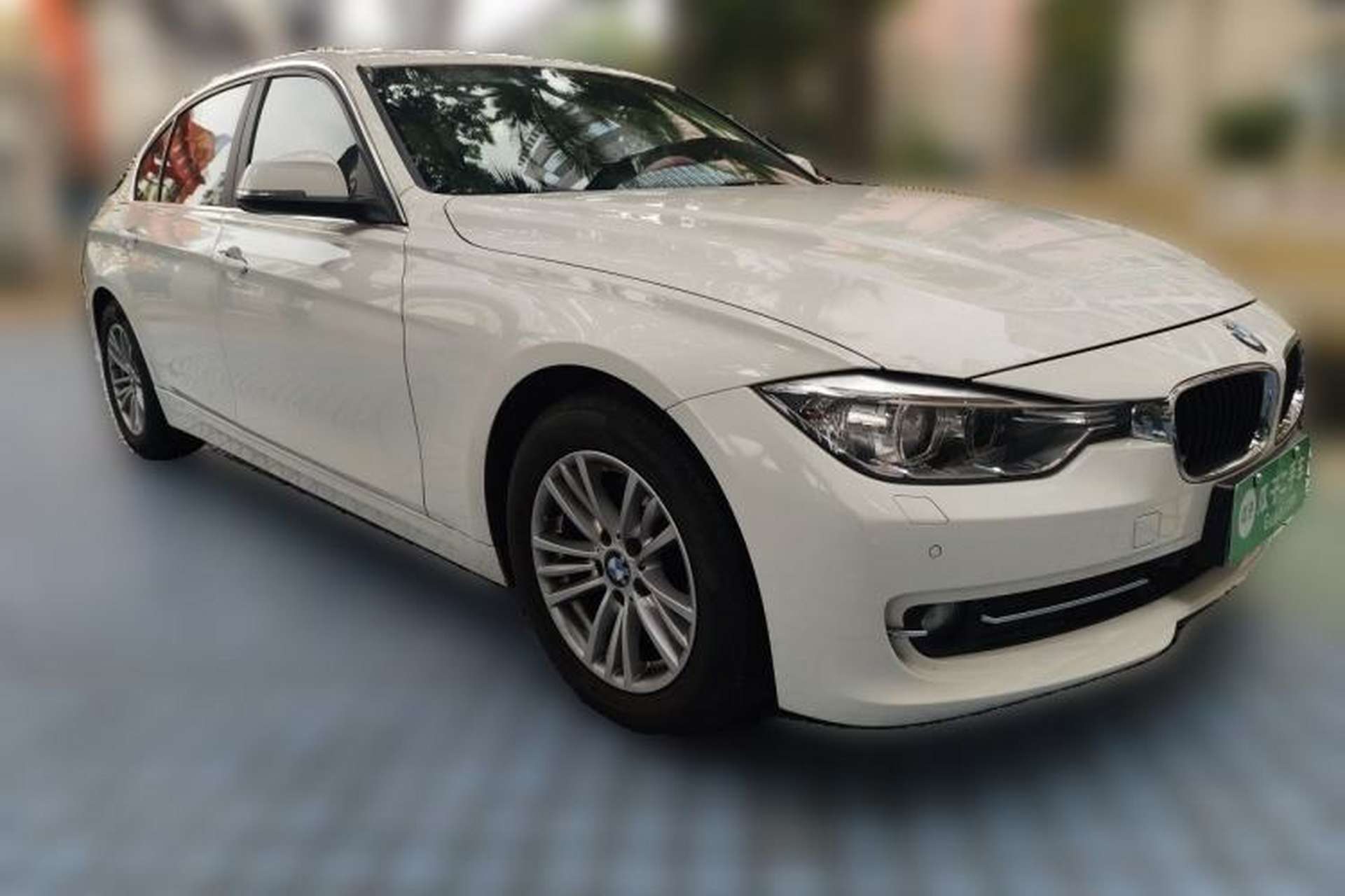 Used BMW 3 Series 2014 320Li Fashion Model Front Right 45 Deg