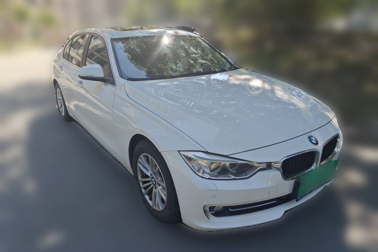 Used BMW 3 Series 2014 320Li Fashion Model Front Right 45 Deg
